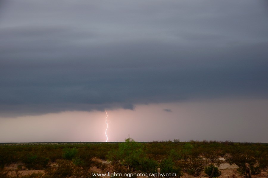 Lightning Image 2012050824