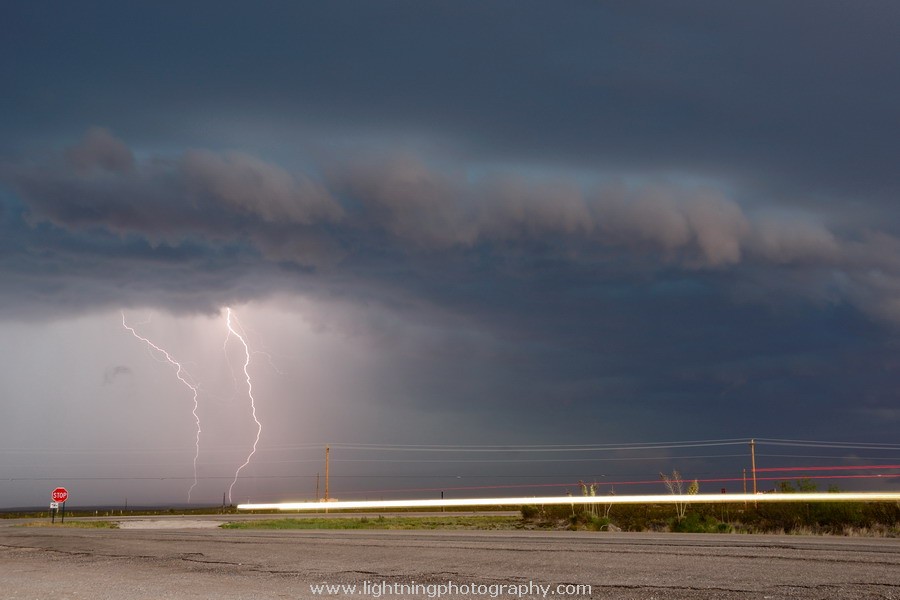 Lightning Image 2012051370