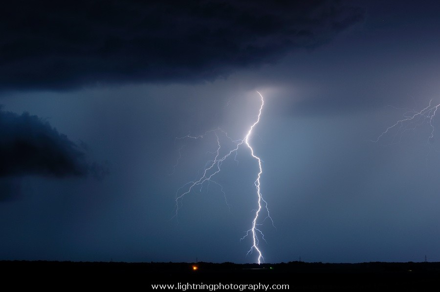 Lightning Image 20120523118