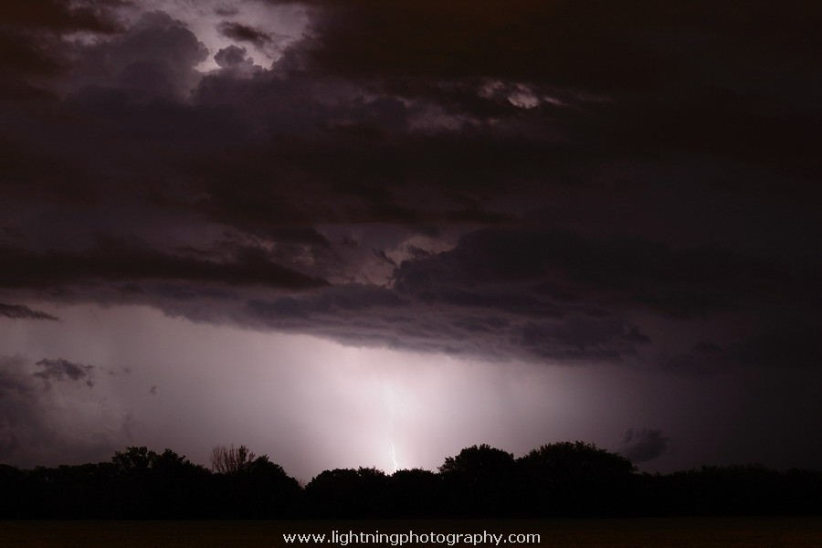 Lightning Image 2012052474
