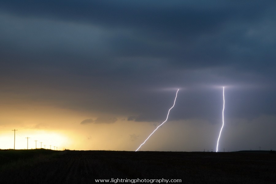 Lightning Image 20120525097