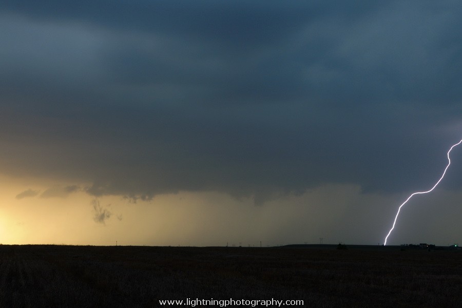 Lightning Image 20120525098