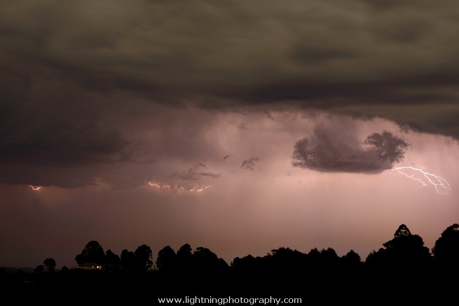 Lightning Image 2012083006