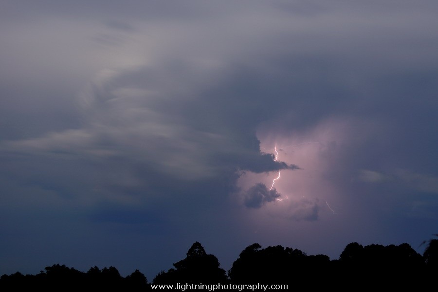 Lightning Image 2012083012