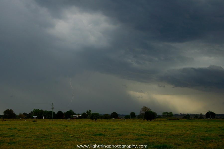 Lightning Image 2012111420