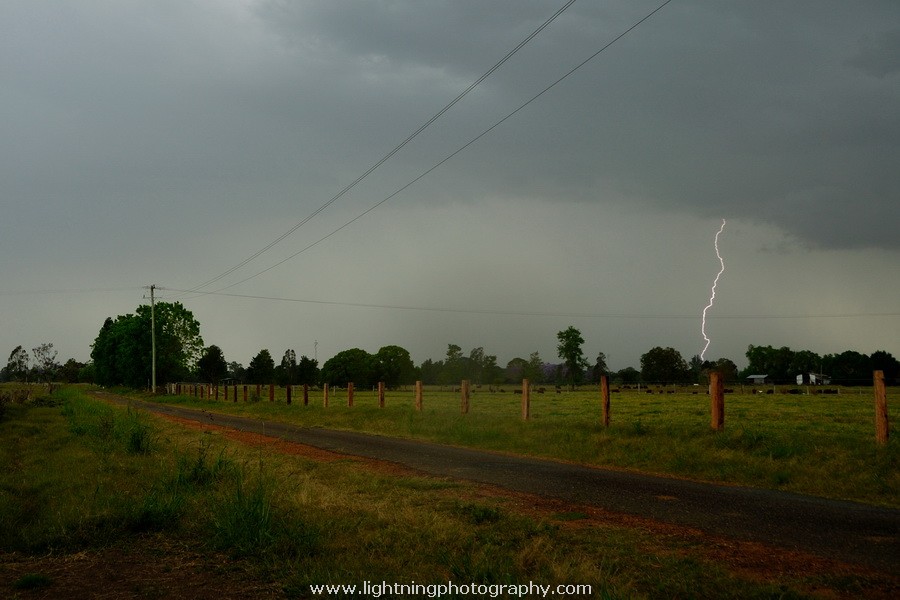 Lightning Image 2012111426