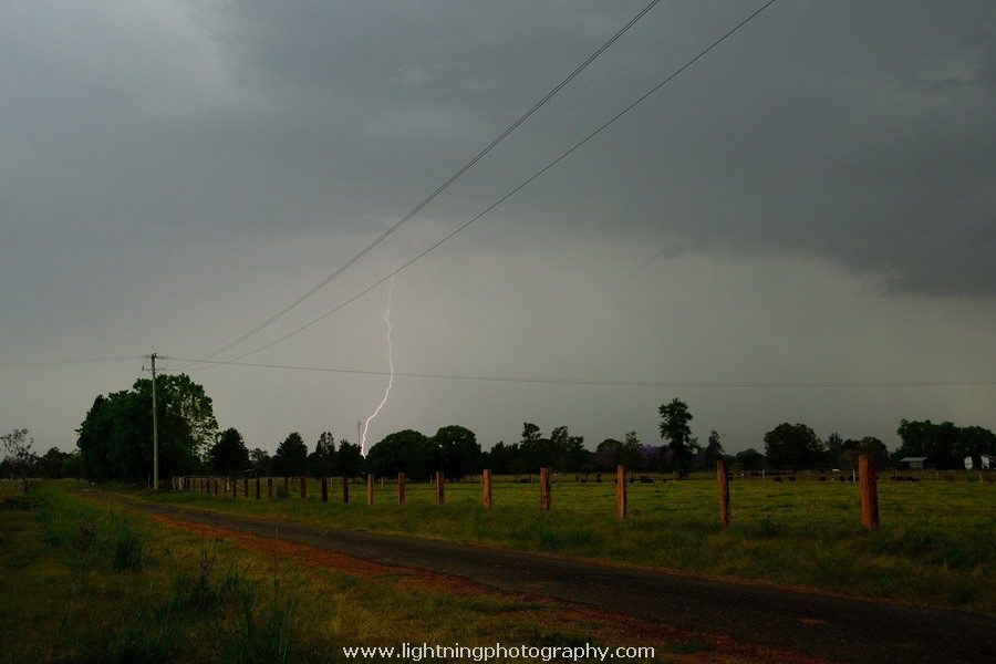 Lightning Image 2012111427