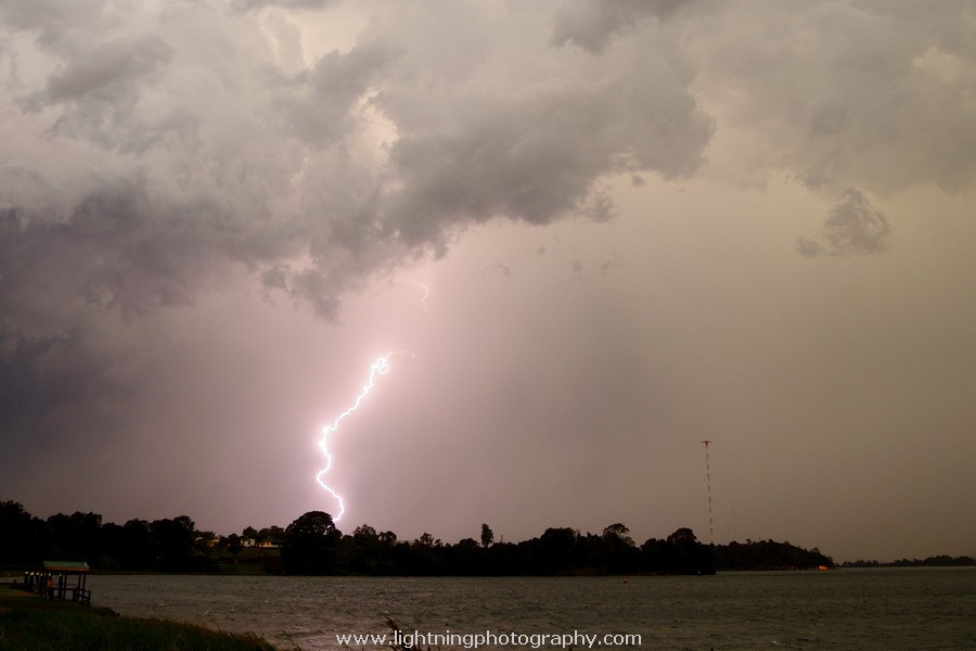 Lightning Image 2012111447