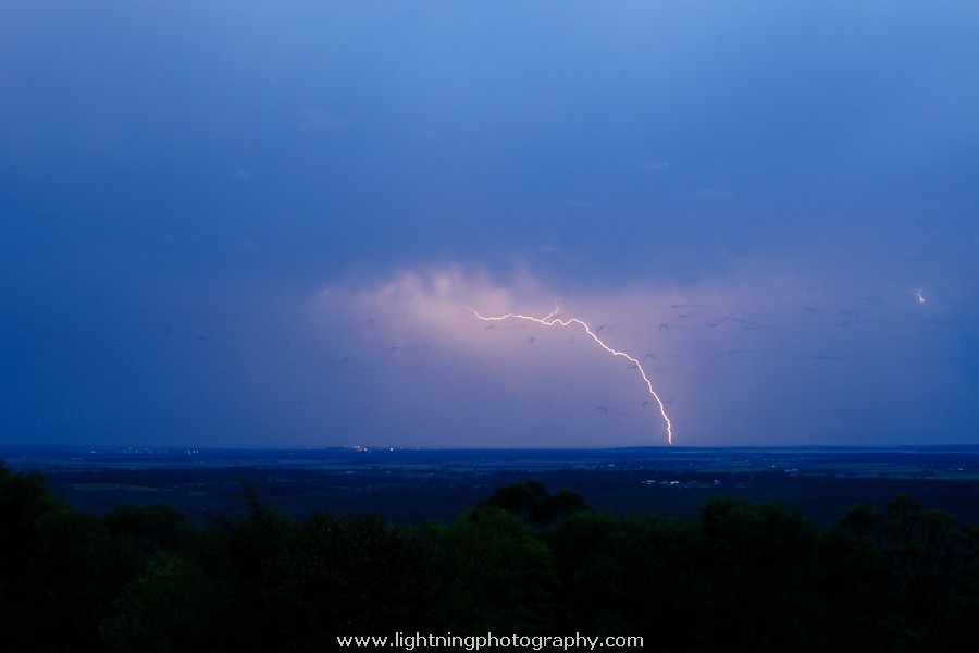 Lightning Image 2012111456