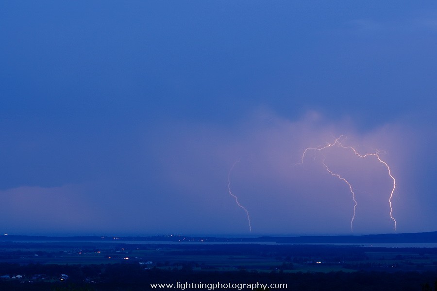 Lightning Image 2012111461