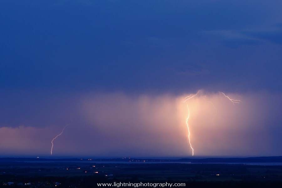 Lightning Image 2012111462