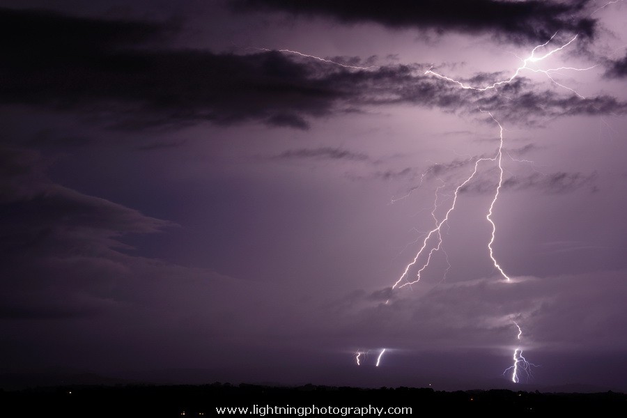 Lightning Image 2012112210