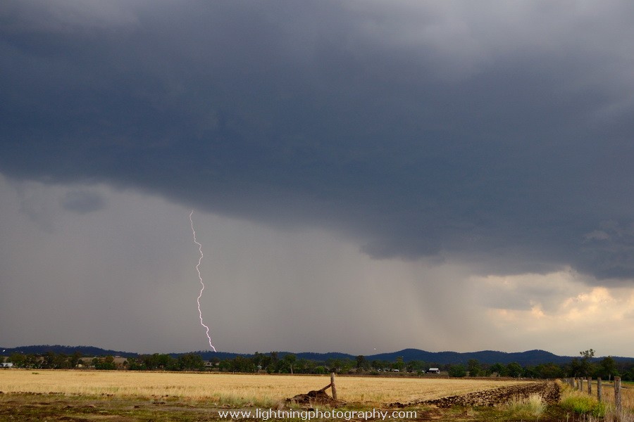 Lightning Image 2012120914