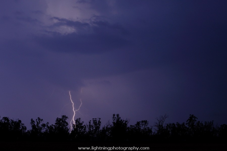 Lightning Image 2012120945