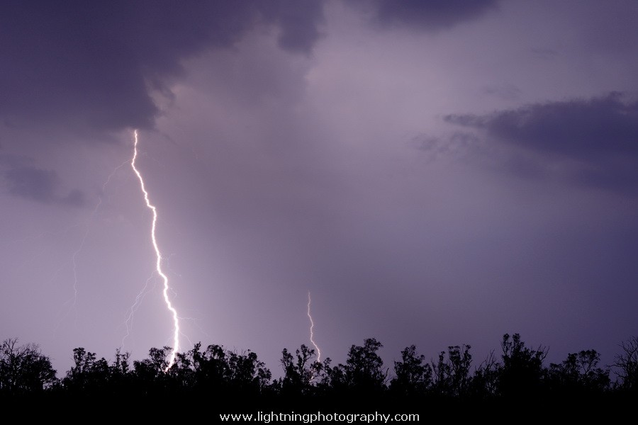 Lightning Image 2012120950