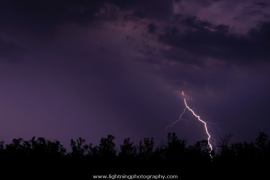 Lightning Image 2012120956