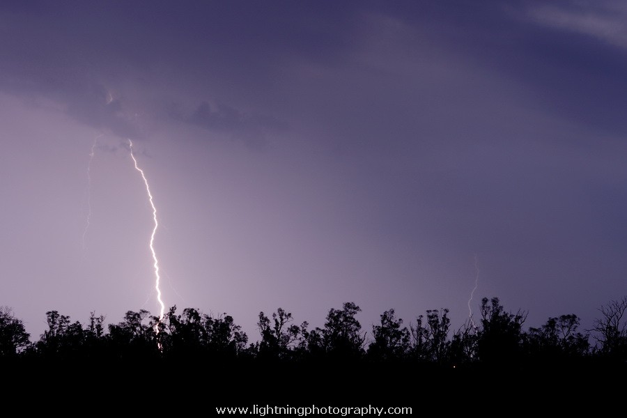 Lightning Image 2012120957