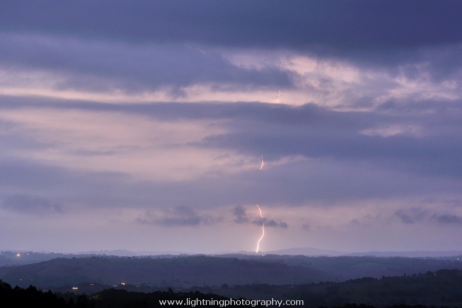 Lightning Image 2012121820