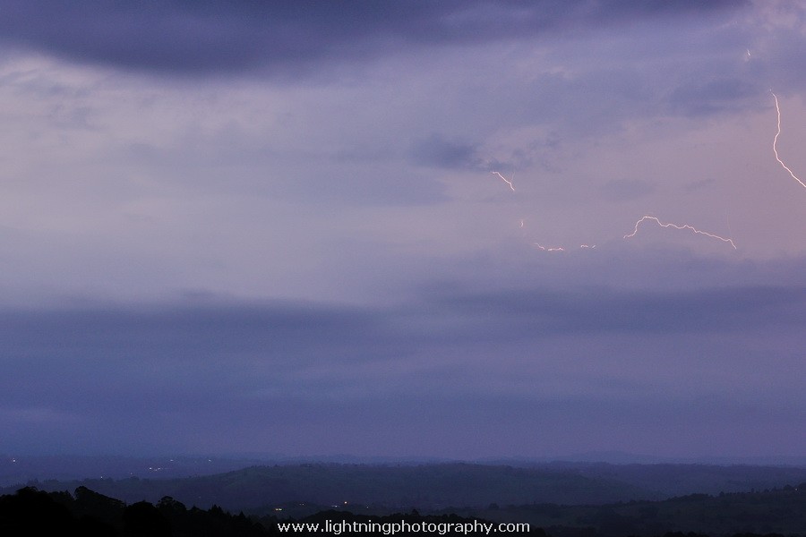 Lightning Image 2012121821