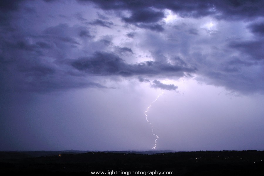 Lightning Image 2012121825