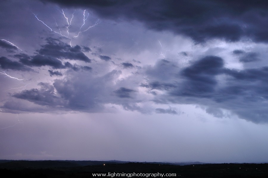 Lightning Image 2012121827