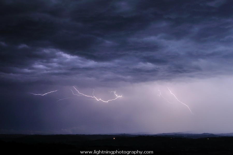 Lightning Image 2012121830