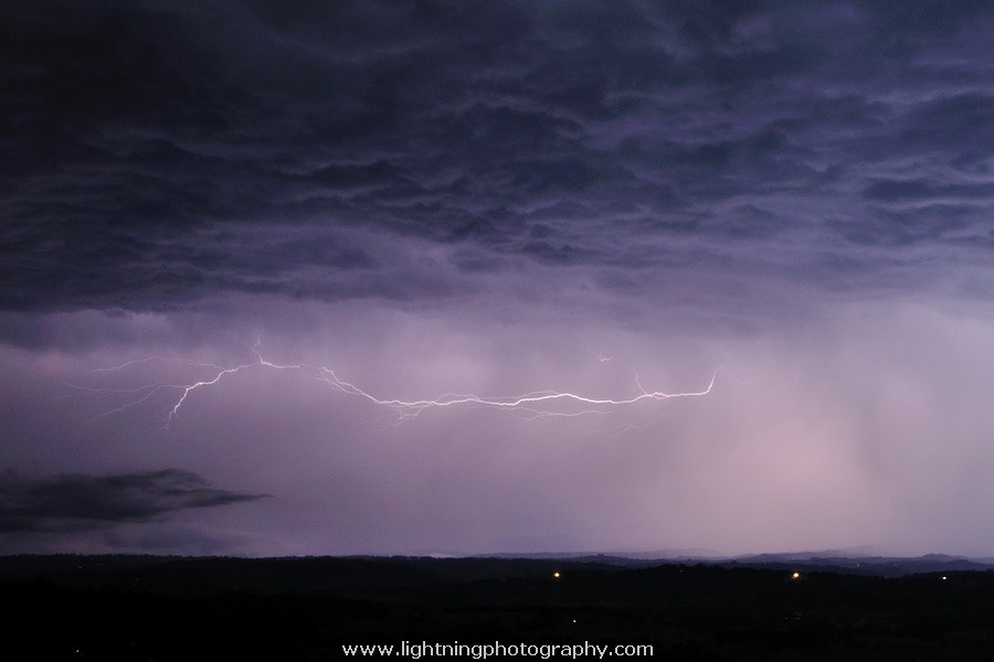 Lightning Image 2012121833