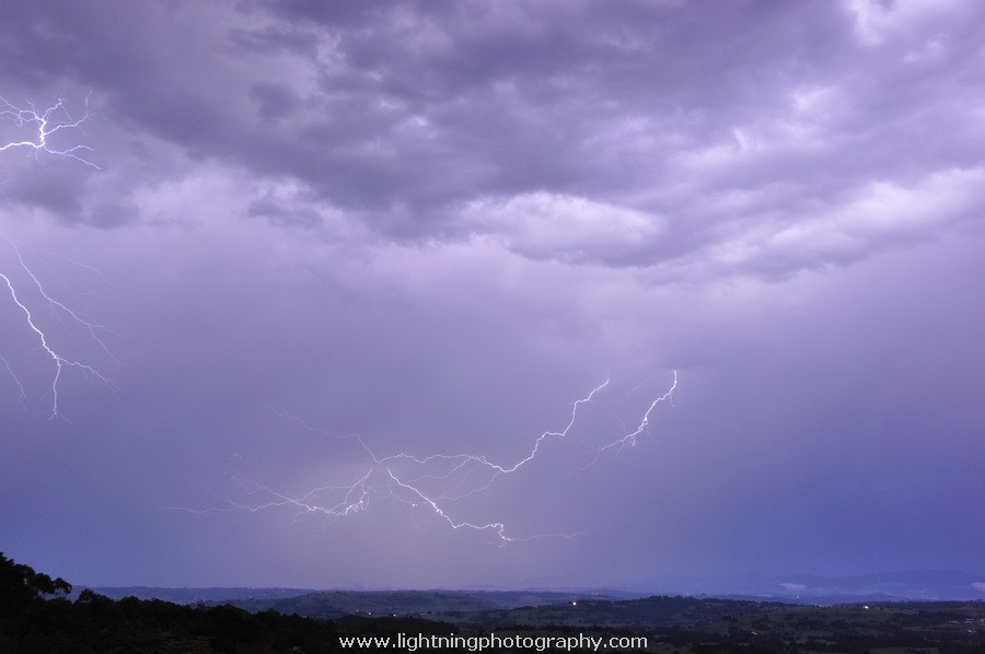 Lightning Image 2012121841