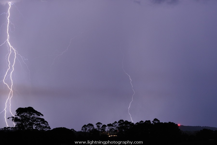 Lightning Image 20130109079