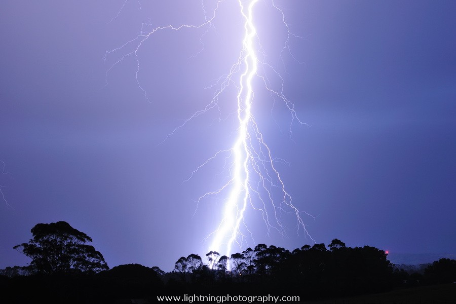 Lightning Image 20130109087