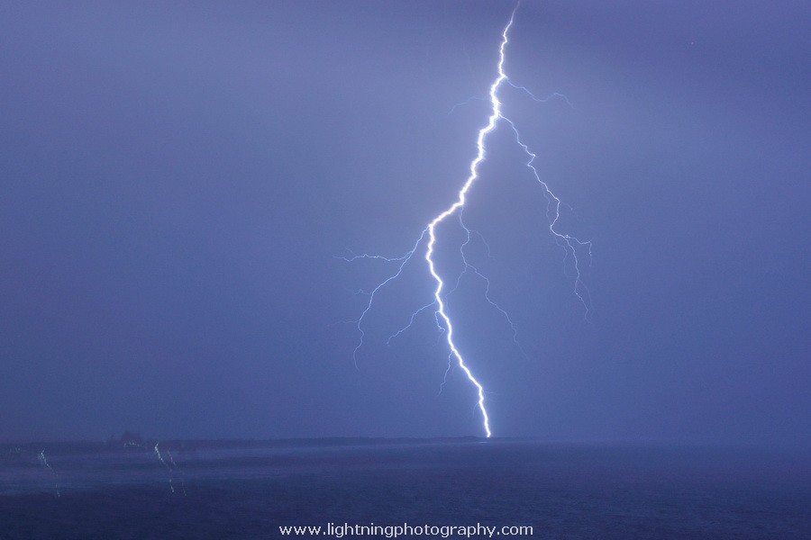 Lightning Image 20130109097