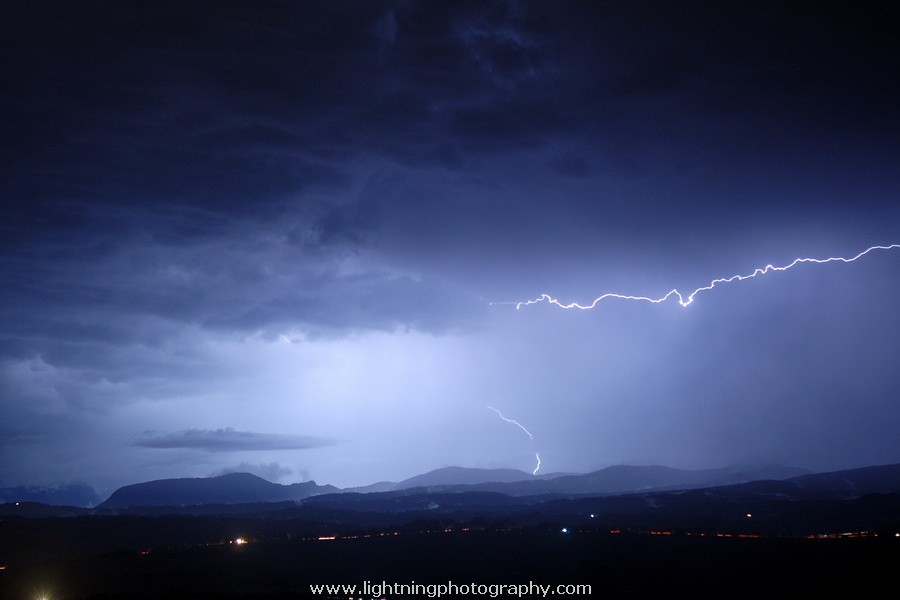 Lightning Image 2013040302