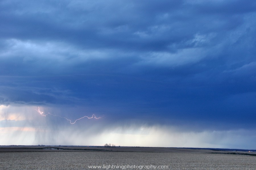 Lightning Image 20130421047