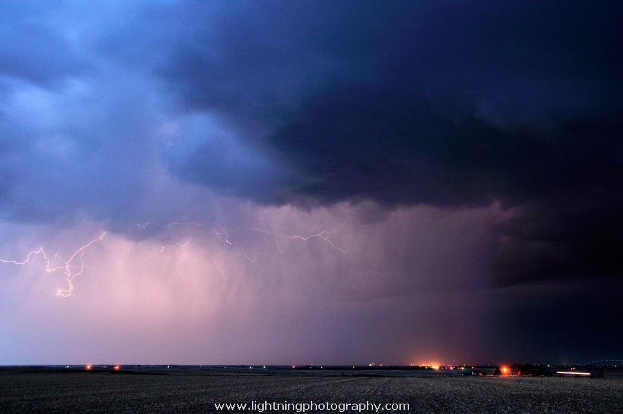 Lightning Image 20130421102