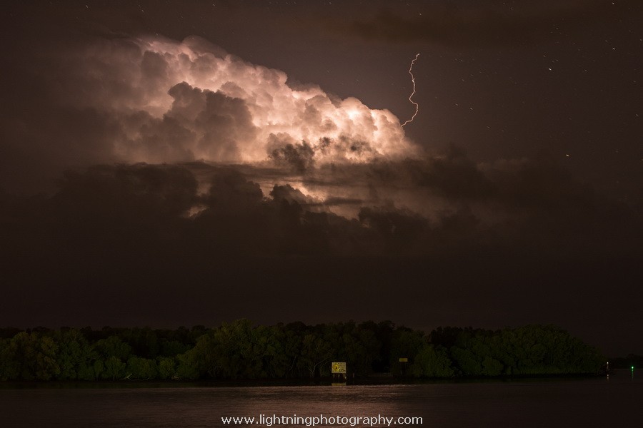 Lightning Image 2013102606