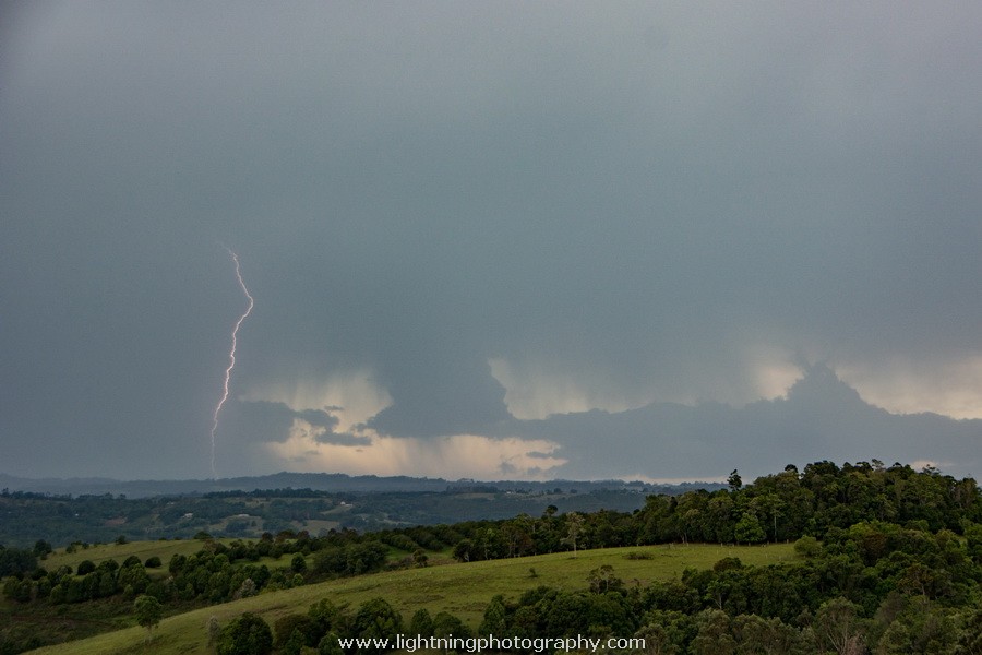 Lightning Image 2013122931