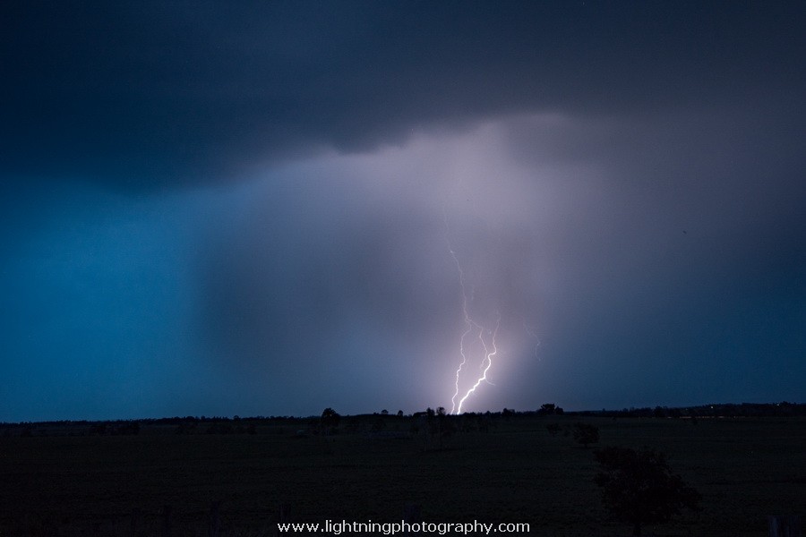 Lightning Image 2014010205