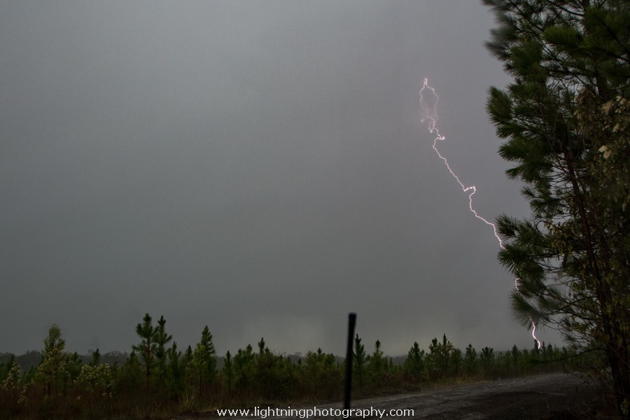 Lightning Image 2014031638