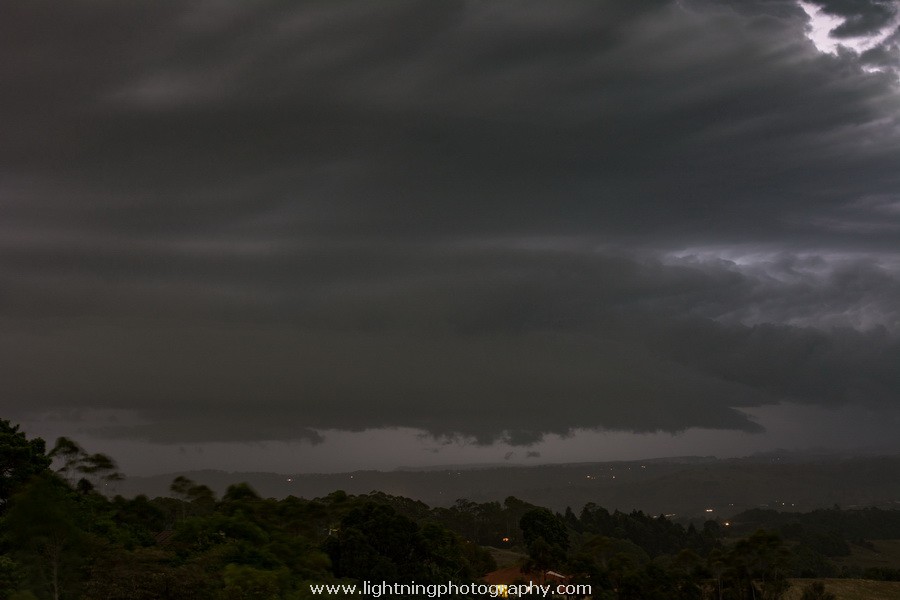 Lightning Image 2014031674