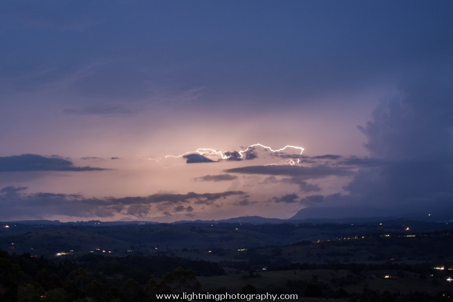 Lightning Image 2014032403