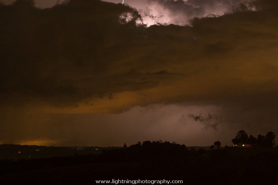 Lightning Image 2014032908