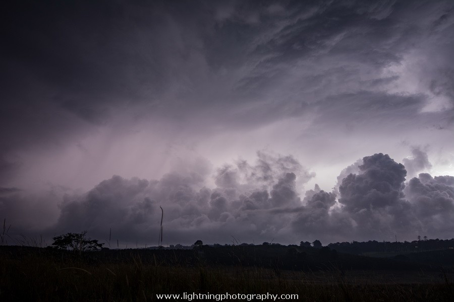 Lightning Image 2014042723