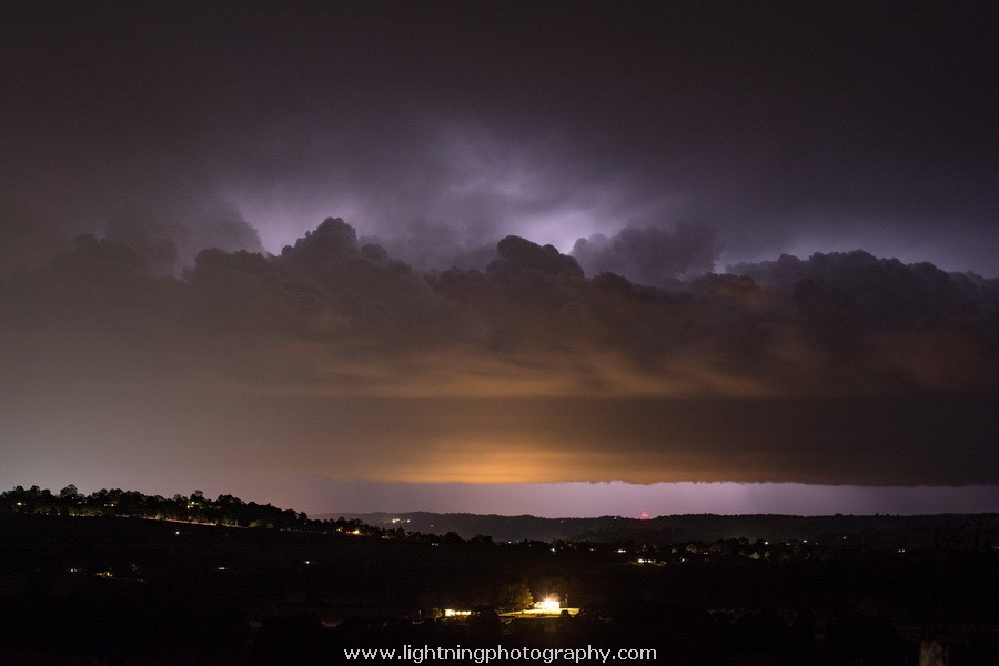 Lightning Image 2014062804