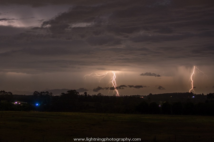 Lightning Image 2014102661