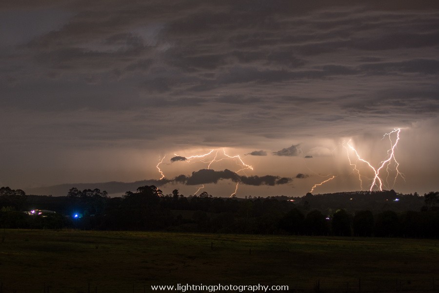 Lightning Image 2014102664