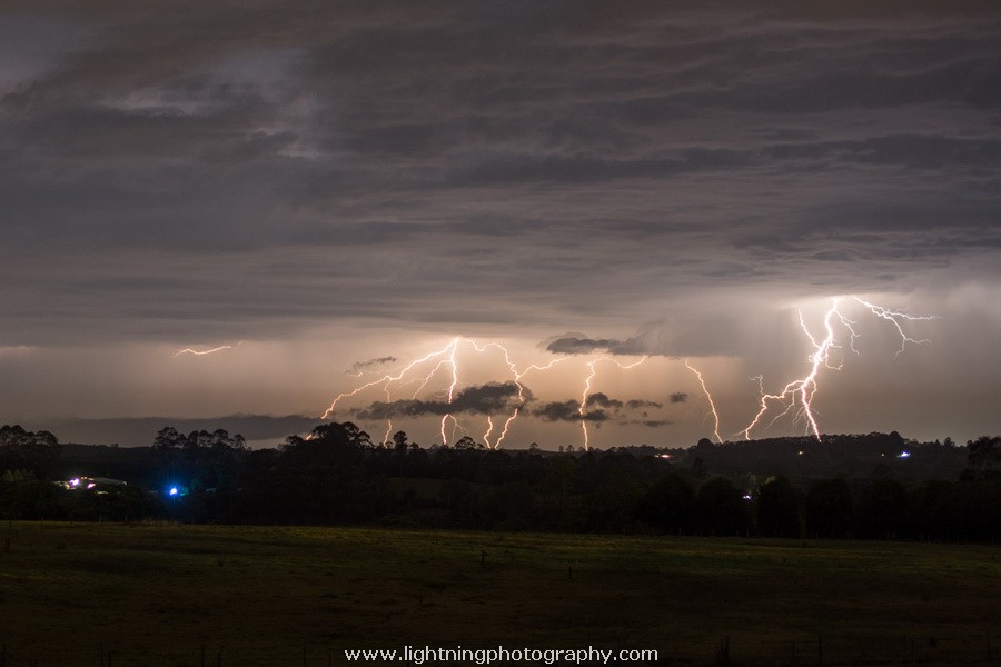 Lightning Image 2014102665