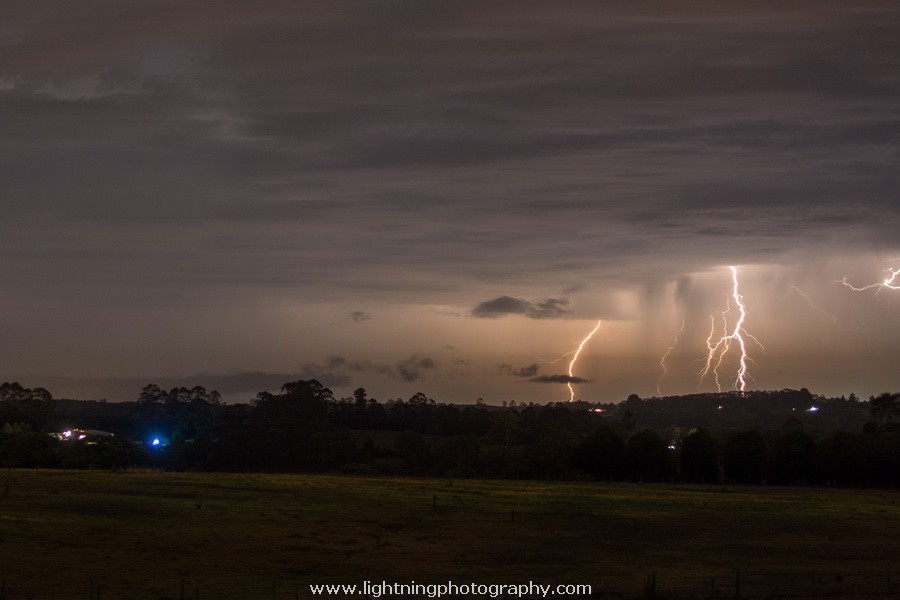 Lightning Image 2014102666