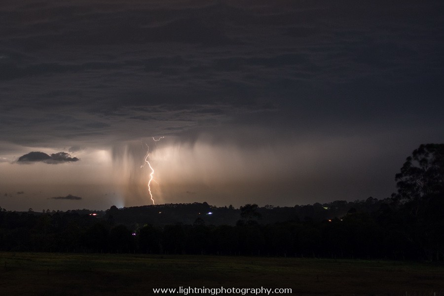 Lightning Image 2014102667