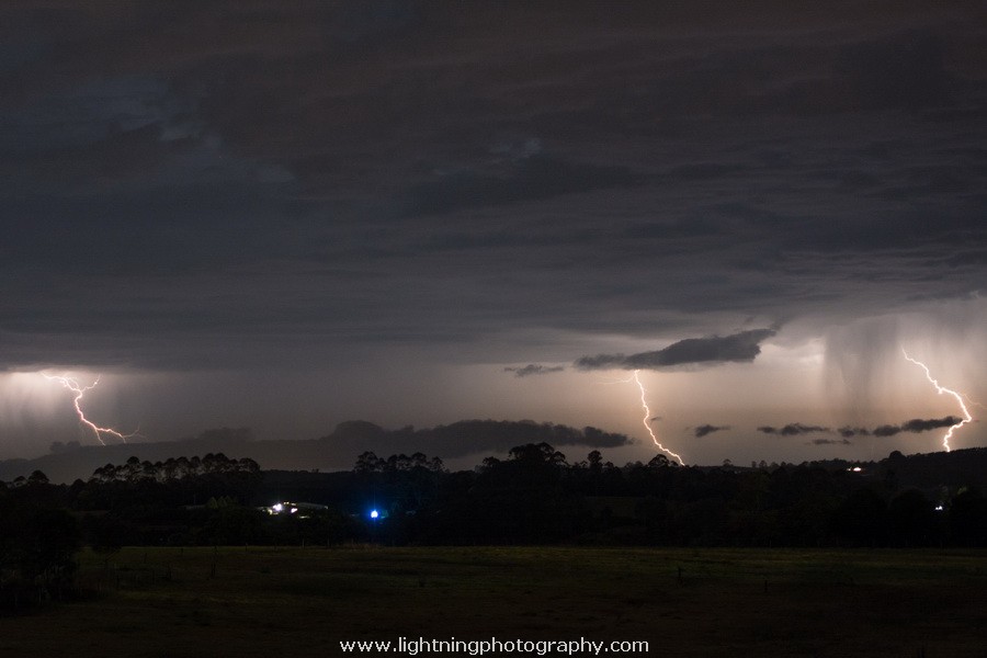 Lightning Image 2014102668