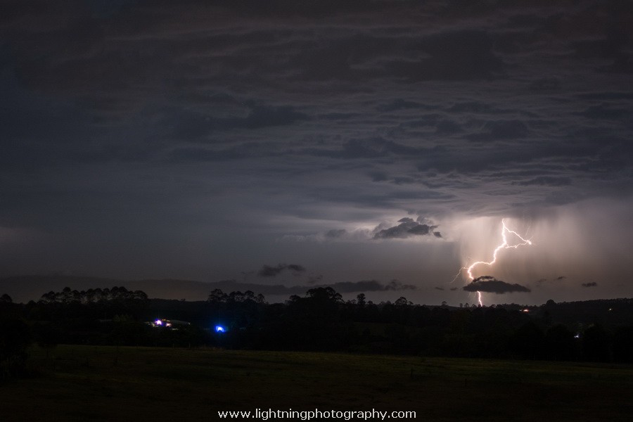 Lightning Image 2014102669